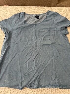 GAP Light Blue Denim-Look Scoop Neck Top Like new